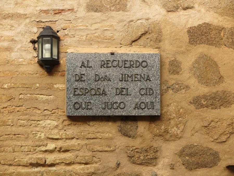 Sol Y Luna "Desayuno Incluido" Manzaneque Kültér fotó