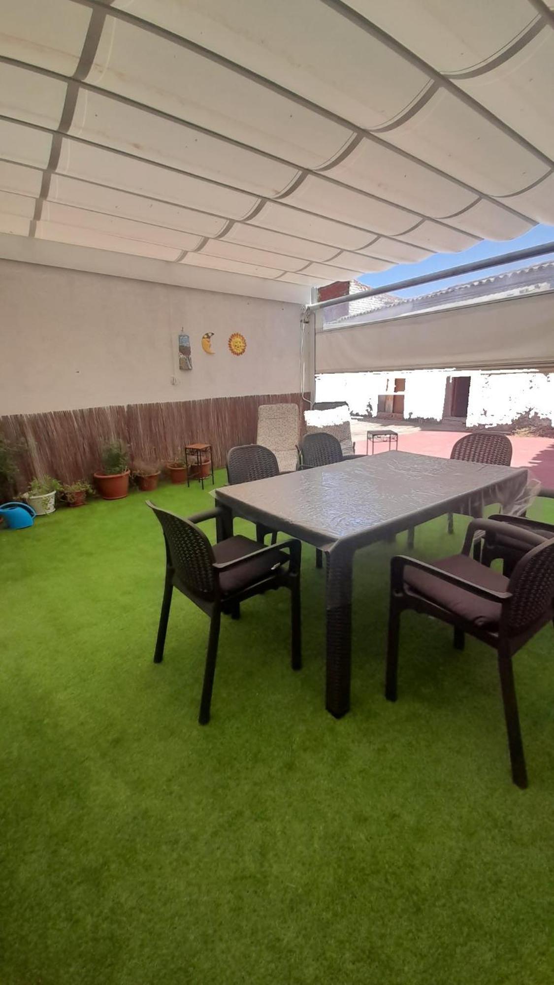 Sol Y Luna "Desayuno Incluido" Manzaneque Kültér fotó
